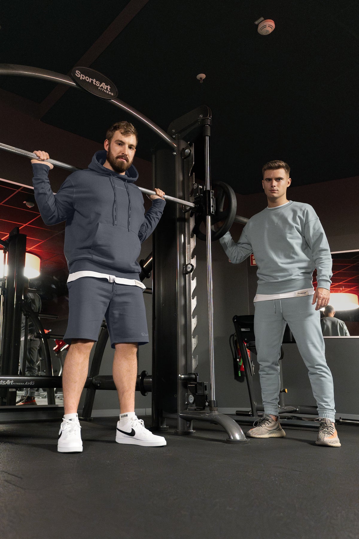 Herren Regular Fit Sport Hoodie Marken-Stick in Anthracite – Reichstadt – Ansicht 8