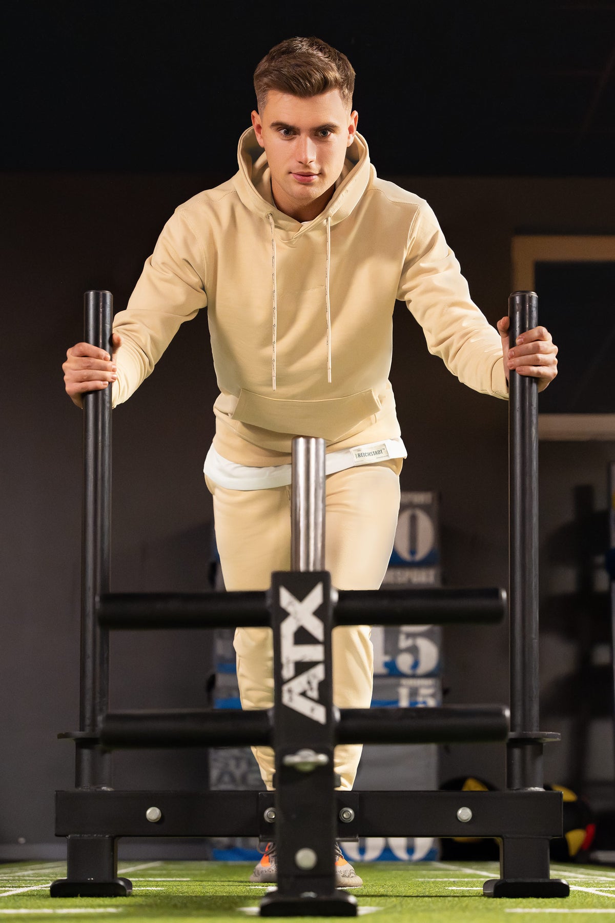 Herren Regular Fit Sport Hoodie Marken-Stick in Beige – Reichstadt – Ansicht 6