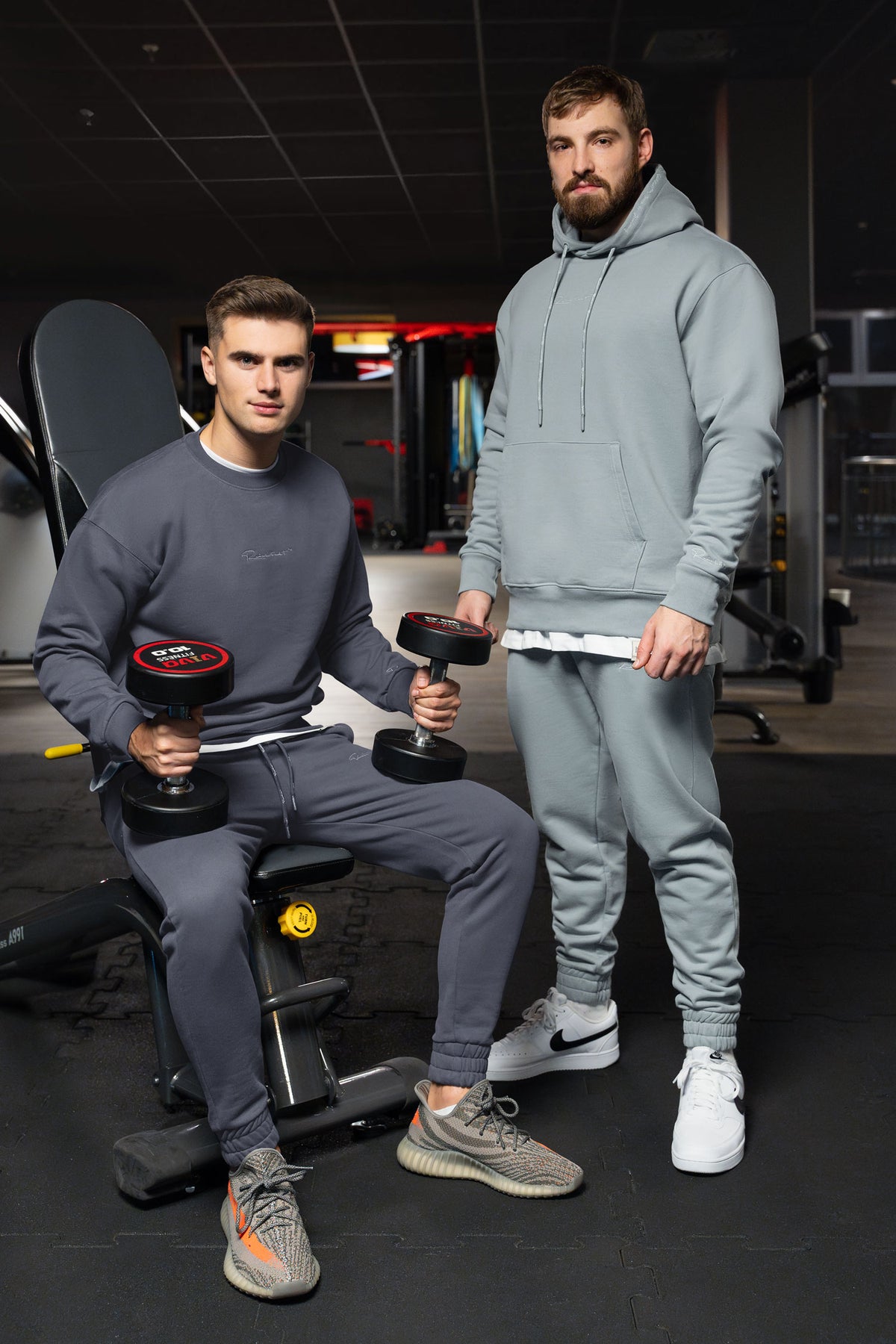 Herren Regular Fit Sport Hoodie Marken-Stick in Grey – Reichstadt – Ansicht 7